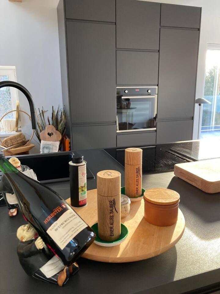 Neues Penthouse-Loft Mit Konuskarte Fuer Gratis Oepnv Daire Ehrenkirchen Dış mekan fotoğraf