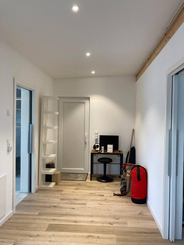 Neues Penthouse-Loft Mit Konuskarte Fuer Gratis Oepnv Daire Ehrenkirchen Dış mekan fotoğraf