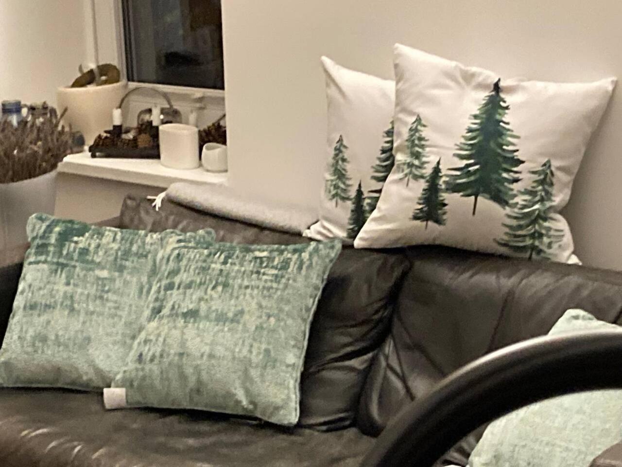 Neues Penthouse-Loft Mit Konuskarte Fuer Gratis Oepnv Daire Ehrenkirchen Dış mekan fotoğraf