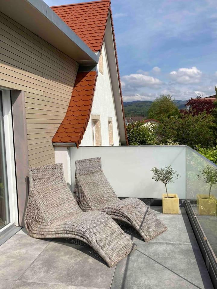 Neues Penthouse-Loft Mit Konuskarte Fuer Gratis Oepnv Daire Ehrenkirchen Dış mekan fotoğraf